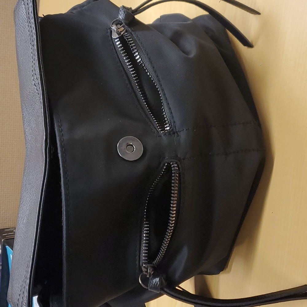 Backpack 🥳 - Picture 5 of 6
